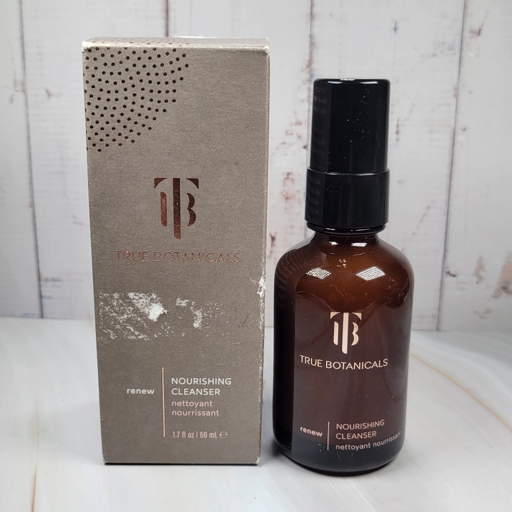 True Botanicals Renew Nourishing Cleanser BNIB